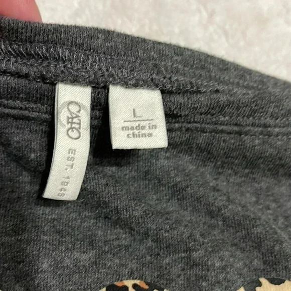 Cato Heart Sweatshirt - Picture 5 of 6